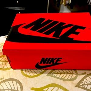 Jordan 1 High Lucky Green